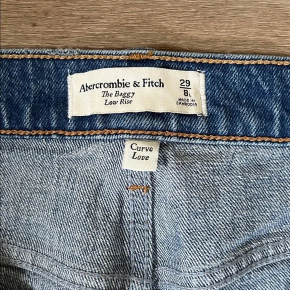 Abercrombie & Fitch Straight Leg Blue Jeans CURVE LOVE - Picture 2 of 3